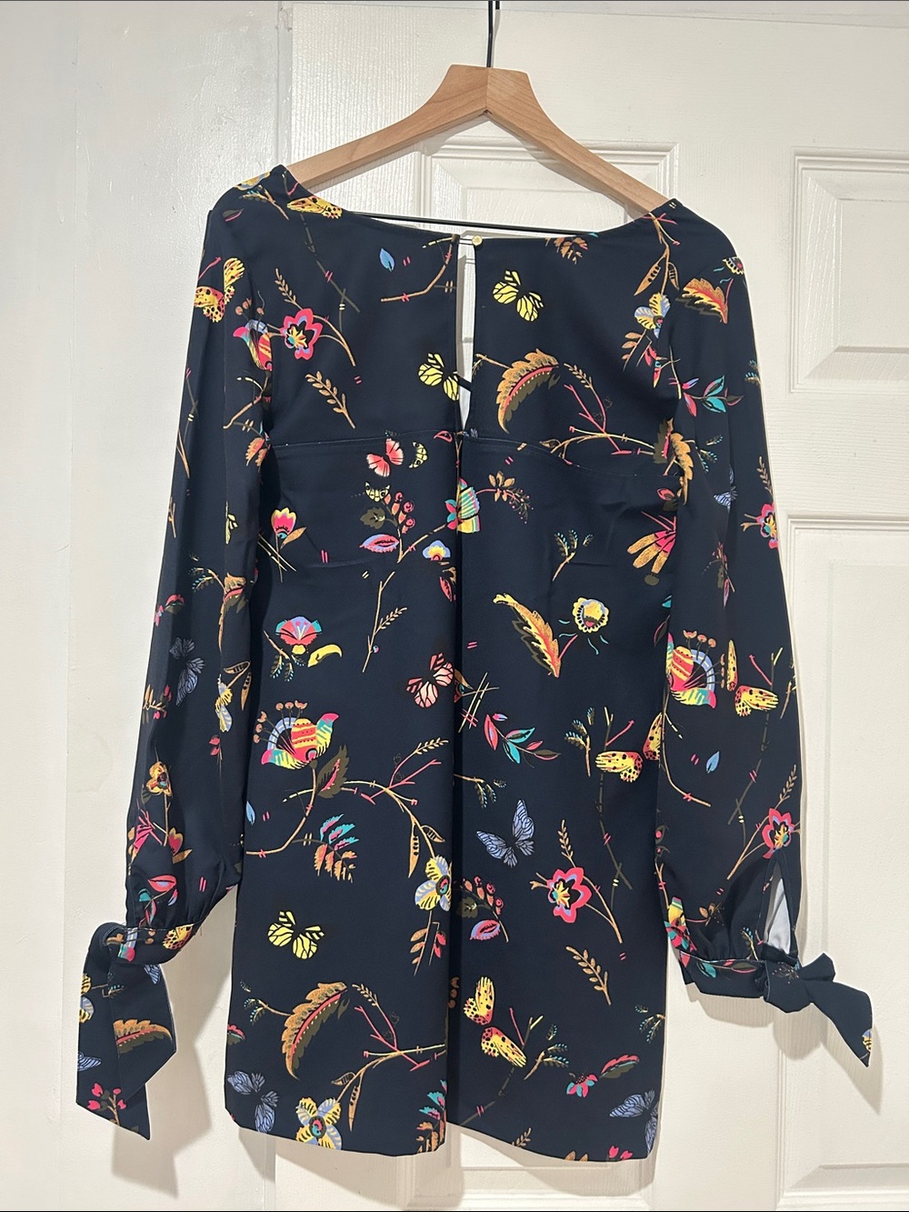 Women’s Navy Floral Long-Sleeve Dress - Picture 2 of 2